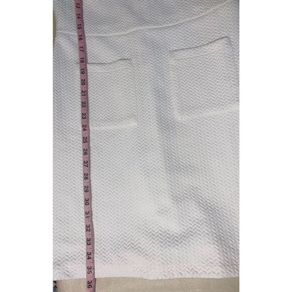 Versona White Dress Quilted Gold Zipper Size 8 New - Picture 11 of 12